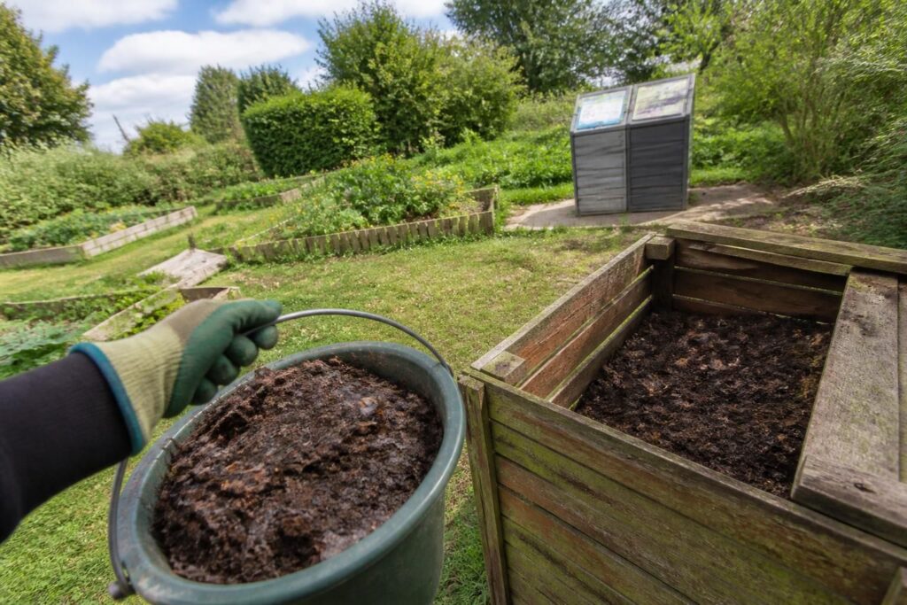 découvrez nos astuces jardinage pour trouver gratuitement du compost près de chez vous et enrichir naturellement votre sol.